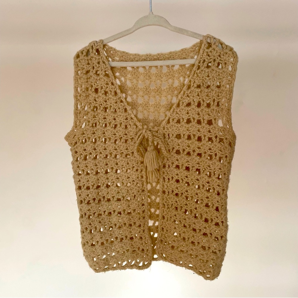 Crochet kids’ vest